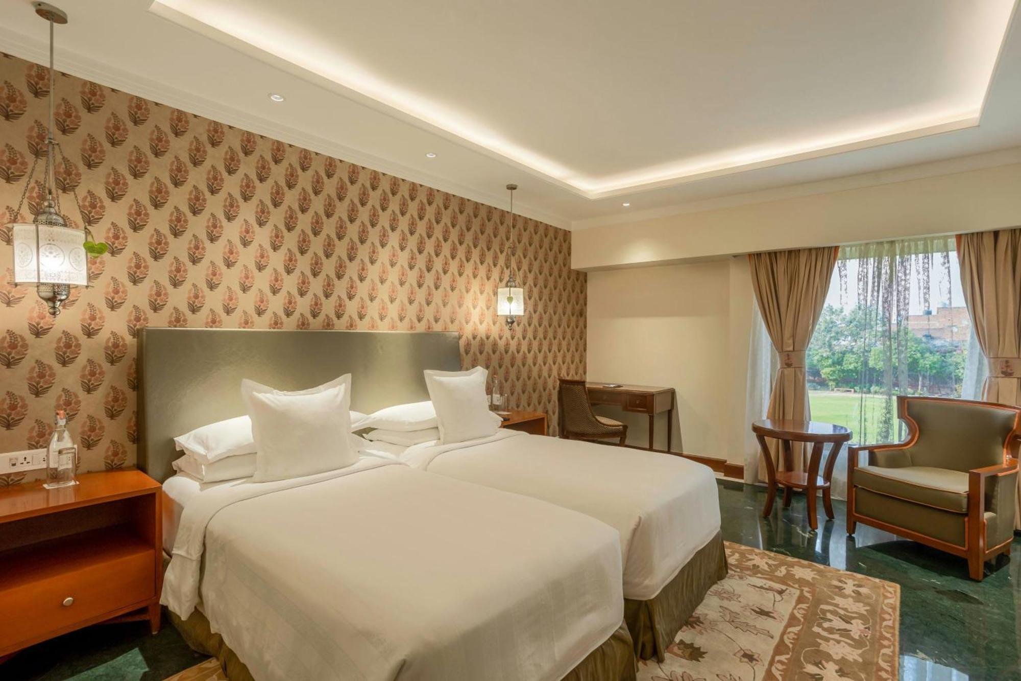 Itc Mughal, A Luxury Collection Resort & Spa, Agra Esterno foto A room at the Taj Bengal