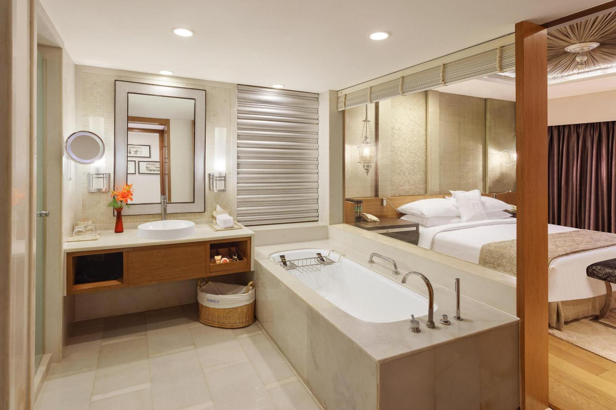 Itc Mughal, A Luxury Collection Resort & Spa, Agra Esterno foto A bathroom in a hotel