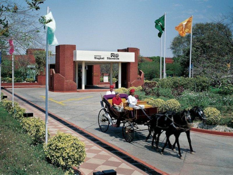 Itc Mughal, A Luxury Collection Resort & Spa, Agra Esterno foto Royal Marriott Hotel, Islamabad