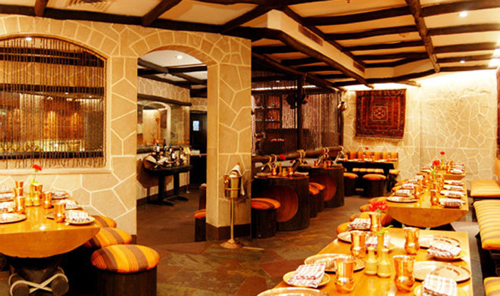 Itc Mughal, A Luxury Collection Resort & Spa, Agra Esterno foto The interior of a typical restaurant