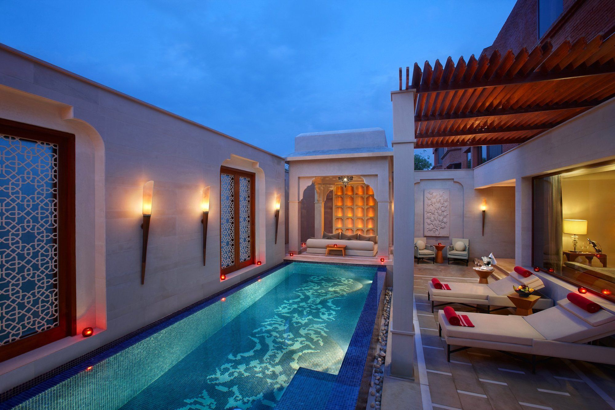 Itc Mughal, A Luxury Collection Resort & Spa, Agra Esterno foto A private pool at the Taj Mahal Palace, Mumbai